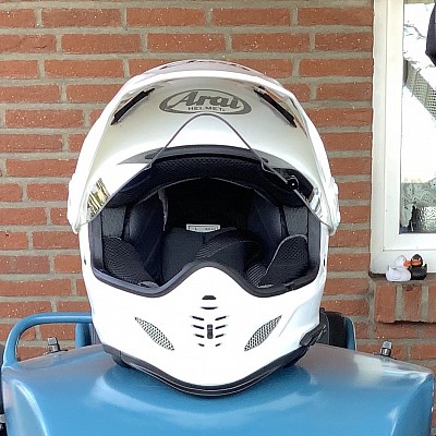 Arai Tour X4