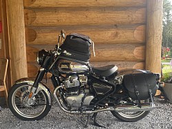 ⅔ beladen mit 6 Garnituren Wäsche.